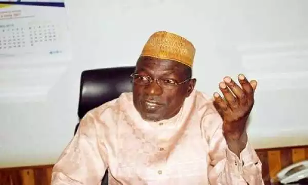 PDP passes vote of confidence on Makarfi